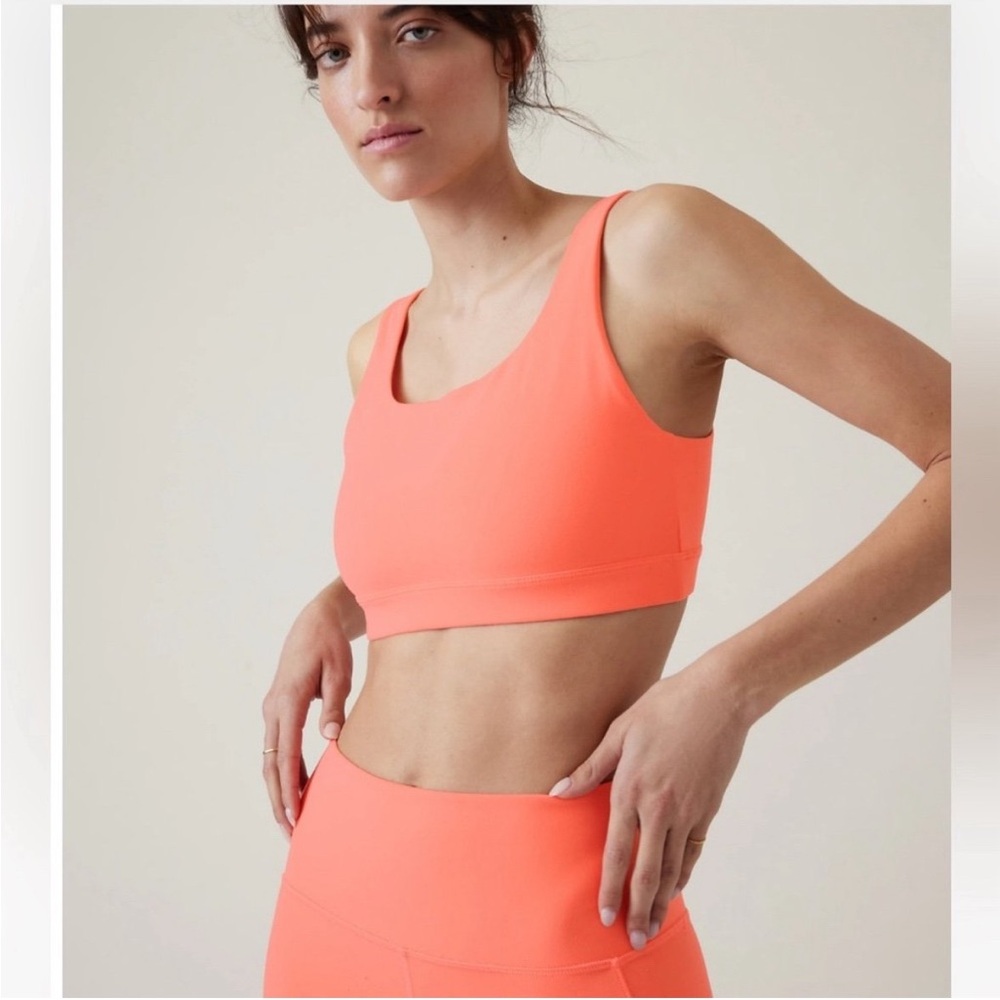 NWT Athleta Exhale Bra A-C Size Large